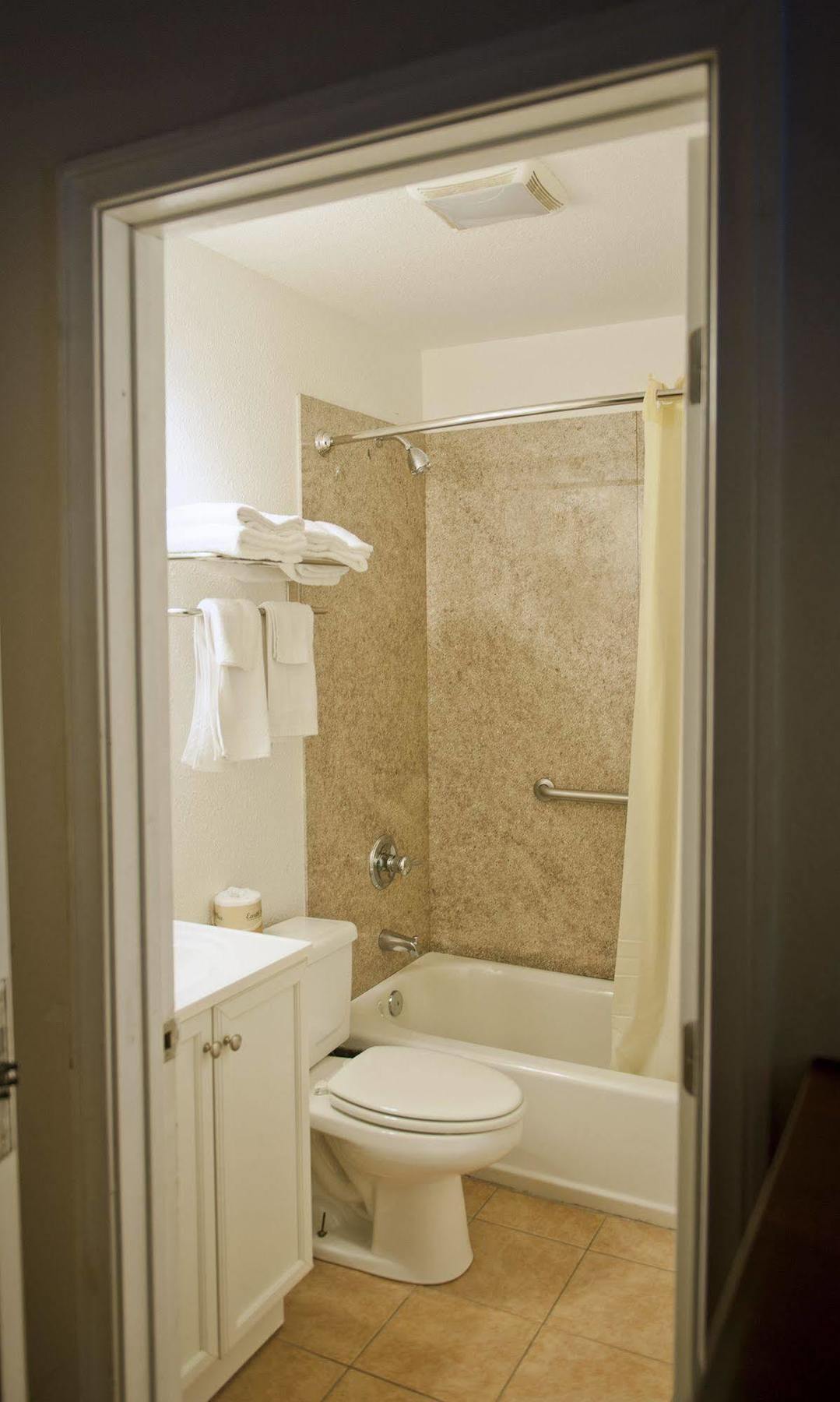 Harborview Inn & Suites-Convention Center-Airport-Gaslamp-Seaworld-Zoo-Balboa Park San Diego Exteriör bild
